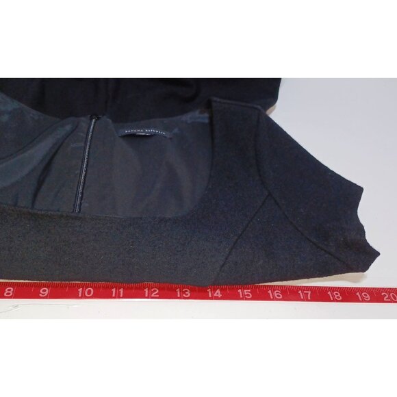Banana Republic Wool Short Sleeve Little Black Dress Womens M Classic Luxury - Picture 5 of 6